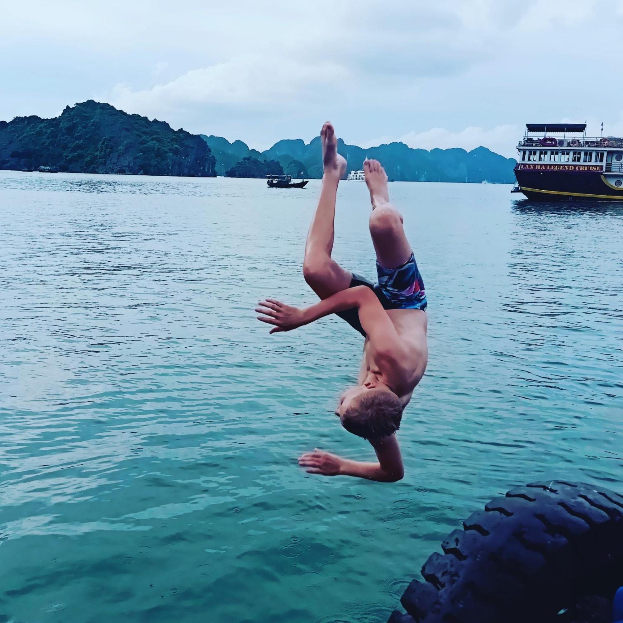Hotel Venezia Cruises Ha Long Exteriér fotografie