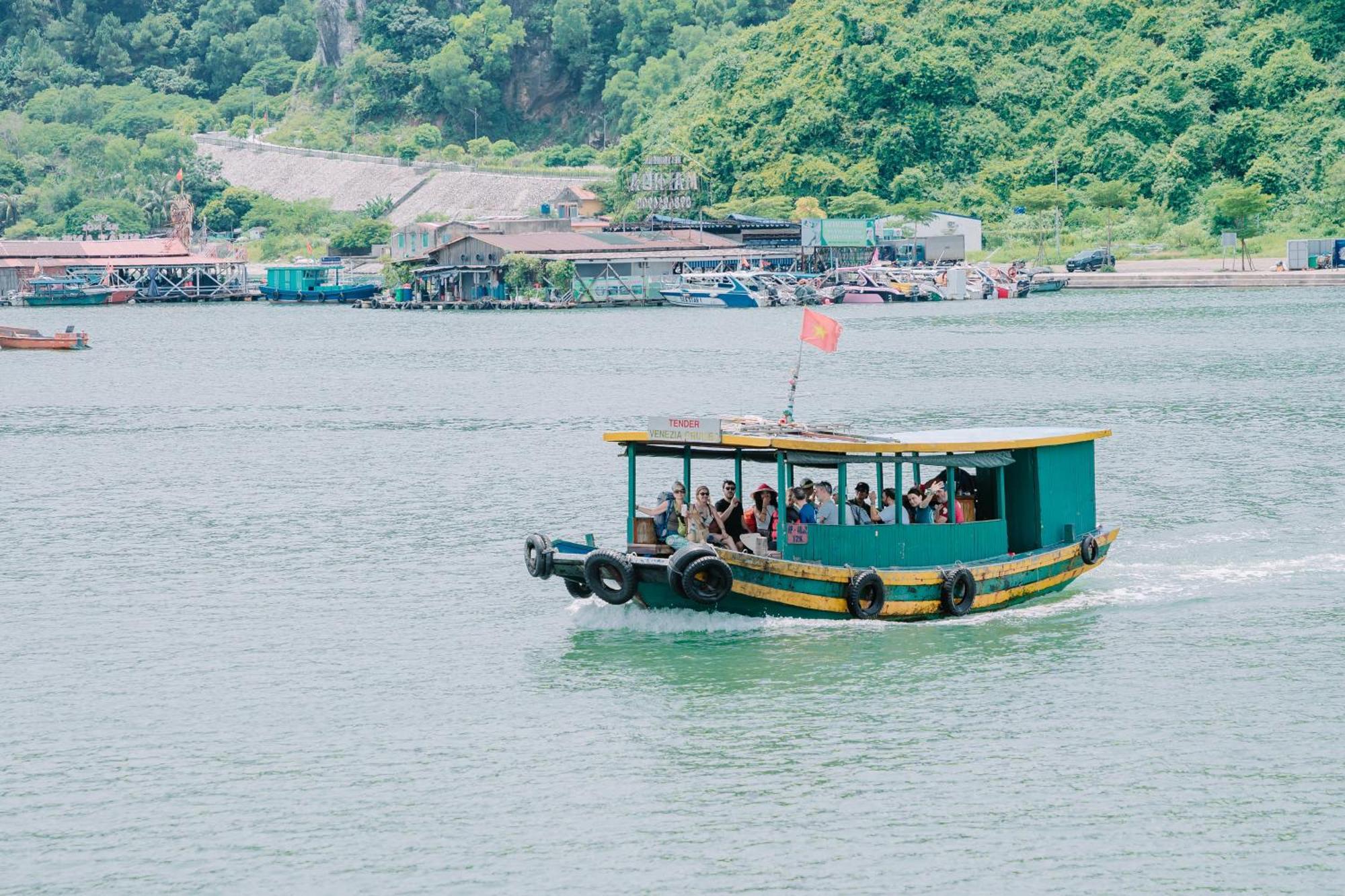 Hotel Venezia Cruises Ha Long Exteriér fotografie